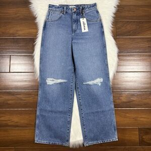 Wrangler Women's Size 27 X 28 Medium Wash High Rise Loose Mom Denim‎ Jeans